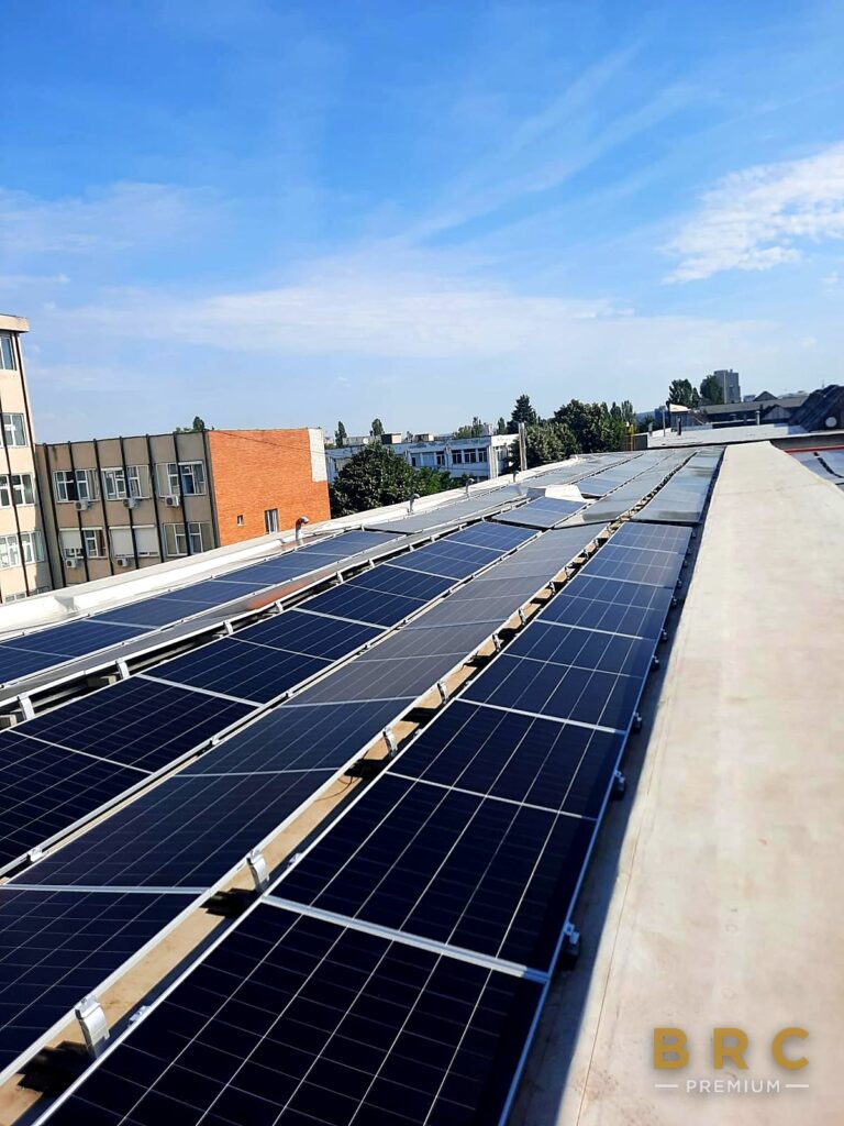 Portofoliu 265 Trasee de cabluri pe jgheab metalic, instalație fotovoltaică