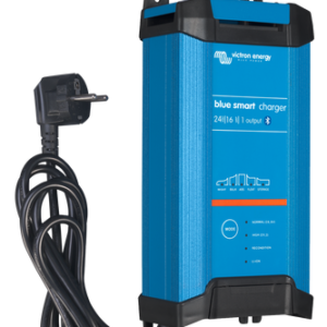 Blue Smart IP22 Charger 24/16(1) 230V CEE 7/7